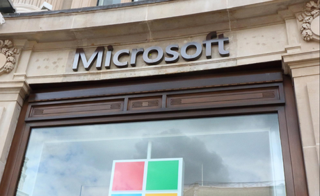 Microsoft and tech firms push back on White House hiring ban