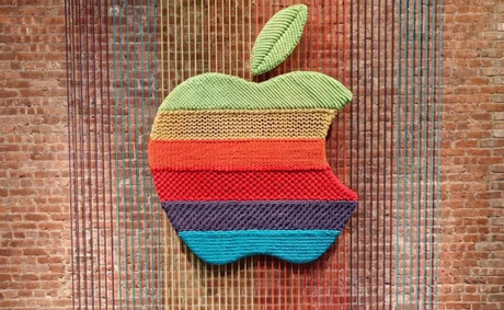 Apple’s quiet home launch puts Siri on trial