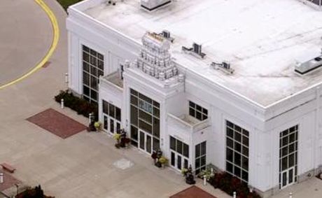 Man charged in alleged plot that targeted a Hindu place of worship in Illinois