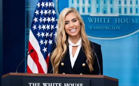 Scaramucci Tells Katie Zacharia Her Firing Was a ‘Favor’ After She Beats His Short-Lived Record as One Trump Ally Goes Blond in a Brazen Bid for Her Job