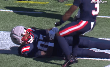 Romeo Doubs lands on IR with a painful shoulder injury
