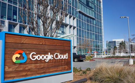 Banking apps stall as Google Cloud outage hits Europe region