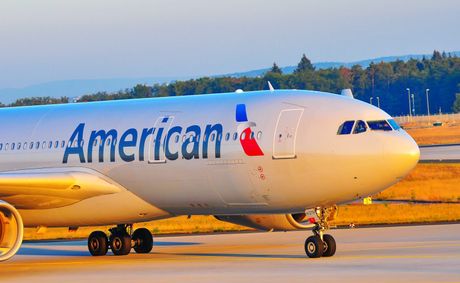 American Airlines flight sparks panic after a mysterious tire blowout