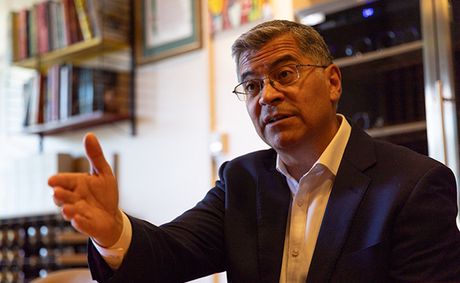 Becerra hosts meet-and-greet with L.A. Black leaders