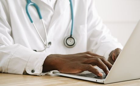 Dr. Bolu Ogunyemi Makes History As First Black President Of Canadian Medical Association