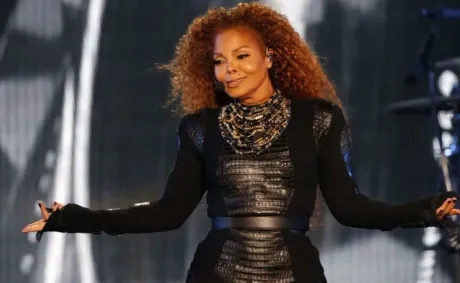 ‘No Way’: Janet Jackson Has Fans Losing It Over Her Daring Red Carpet Look That Looks Almost Unreal