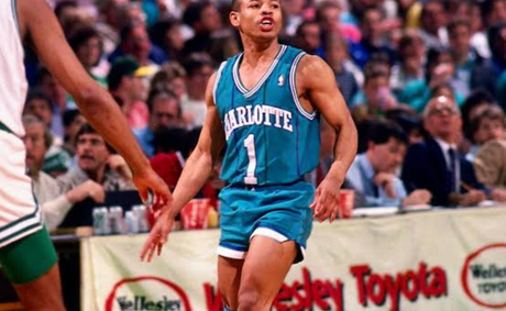 Muggsy Bogues, 5-foot-3 giant, gets Hornets’ rarest honor