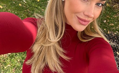 Social Media Reacts To Paige Spiranac’s ‘Chilly’ Morning On The Golf Course