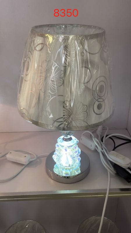 Table-lamp-1.jpg