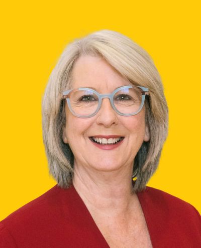 Maxine Joy Van Oosten portrait