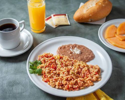 Huevos a la Mexicana.jpeg