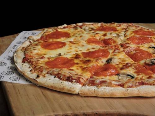 Pepperoni con Champiñones