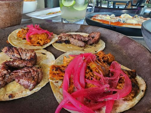 Tacos de Cochinita.jpg