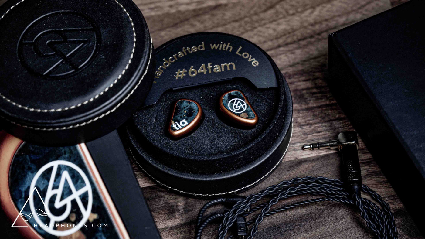 Fourte Accesories | Headphones.com