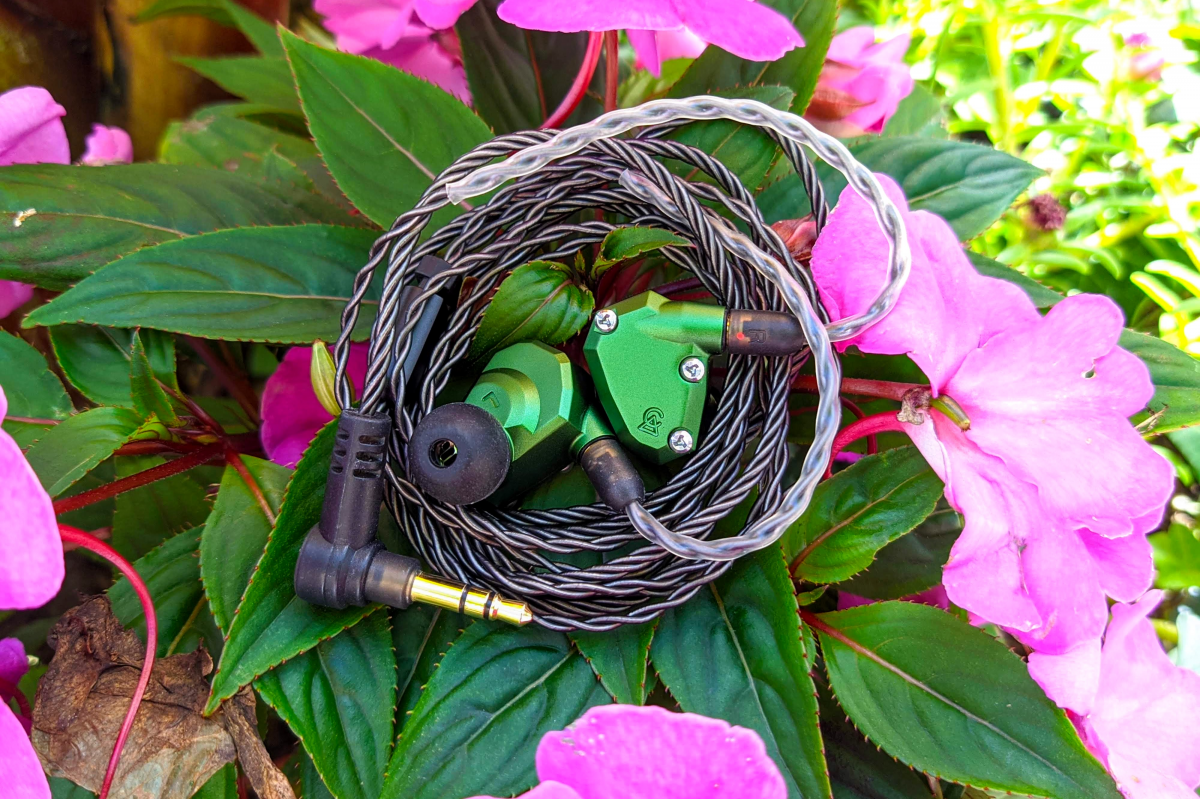 Campfire Andromeda 2020 Review | Headphones.com