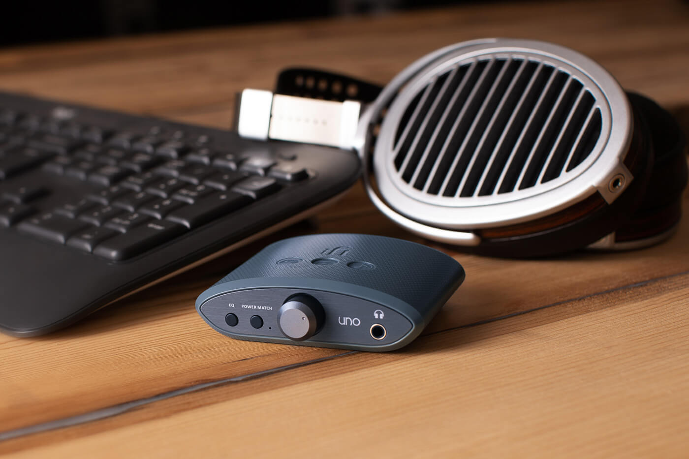 ifi audio uno headphone amplifier and dac - entry-level