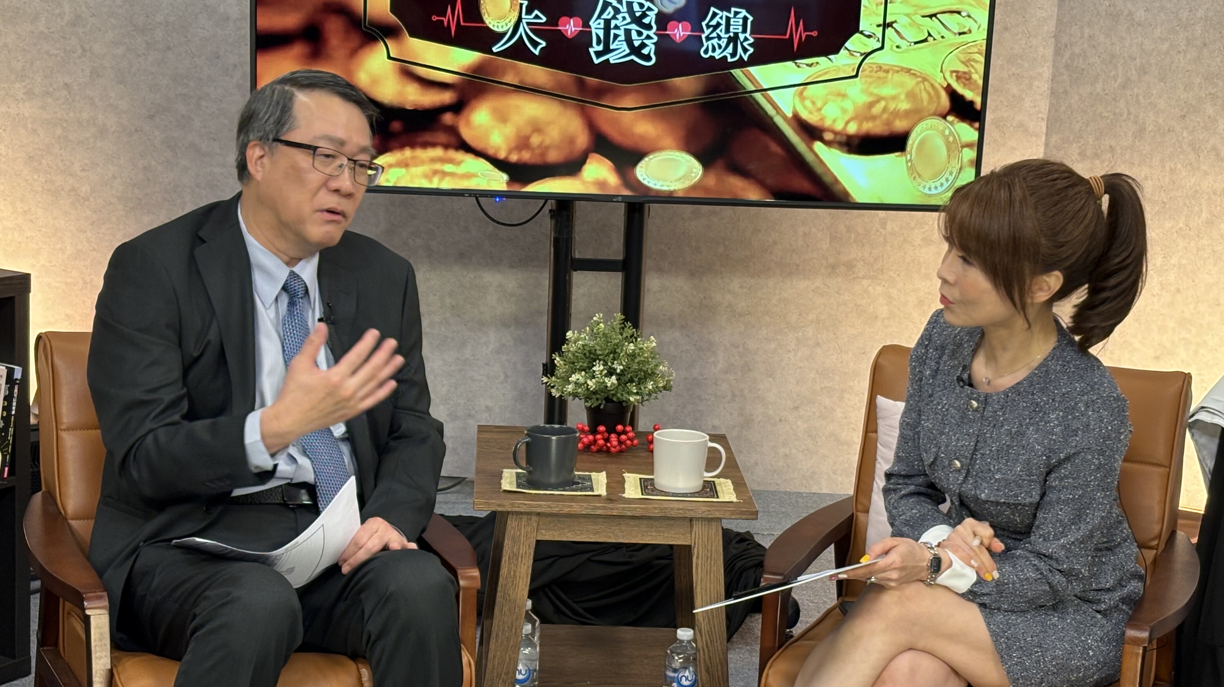 沈延盛醫師（左）上節目。（圖／好好聽提供）