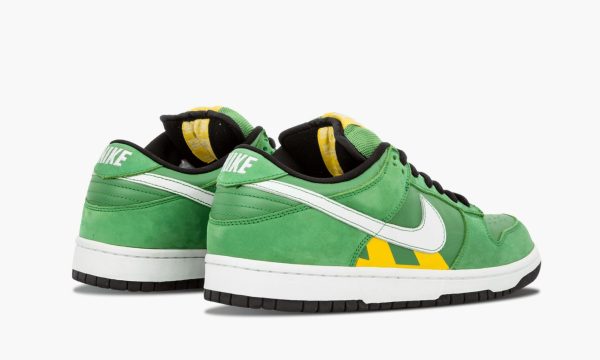 SB Dunk Low Pro “Toyko Cabs”