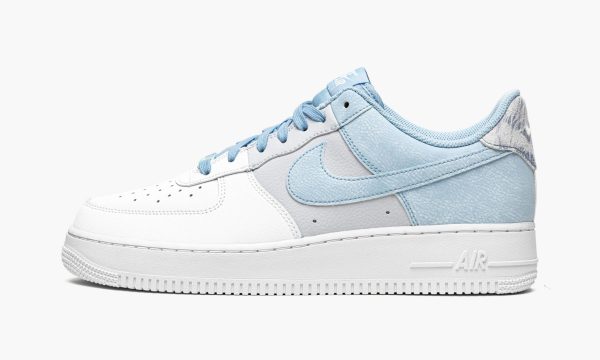 Air Force 1 ’07 LV8 “Psychic Blue”