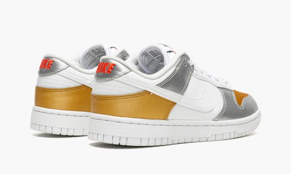 Dunk Low WMNS “Gold White Silver”