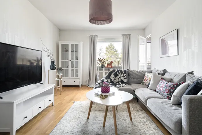 Lägenhet, 2 rum, 56 m² i Fruängen