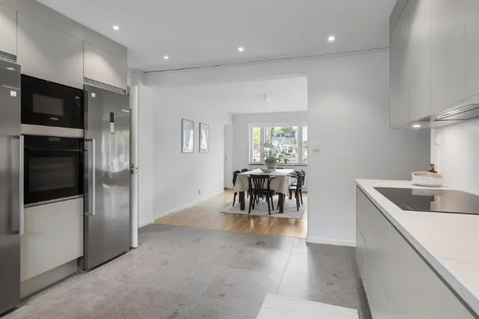 House, 5 rooms, 195 m² in Kvarnbergsplan
