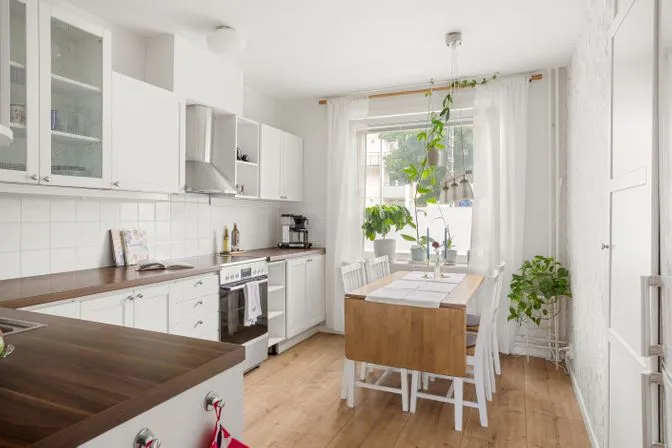 Månadsvägen 44