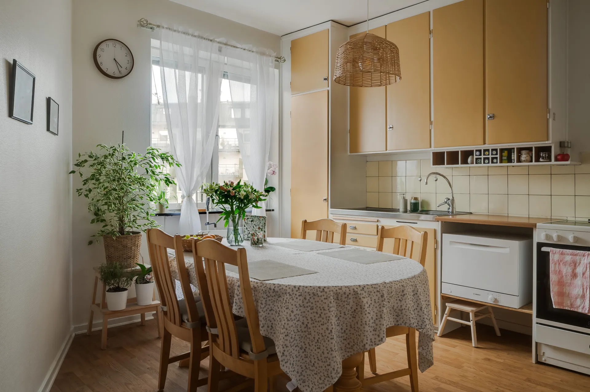 Lägenhet, 2 rum, 64 m² i Centrum