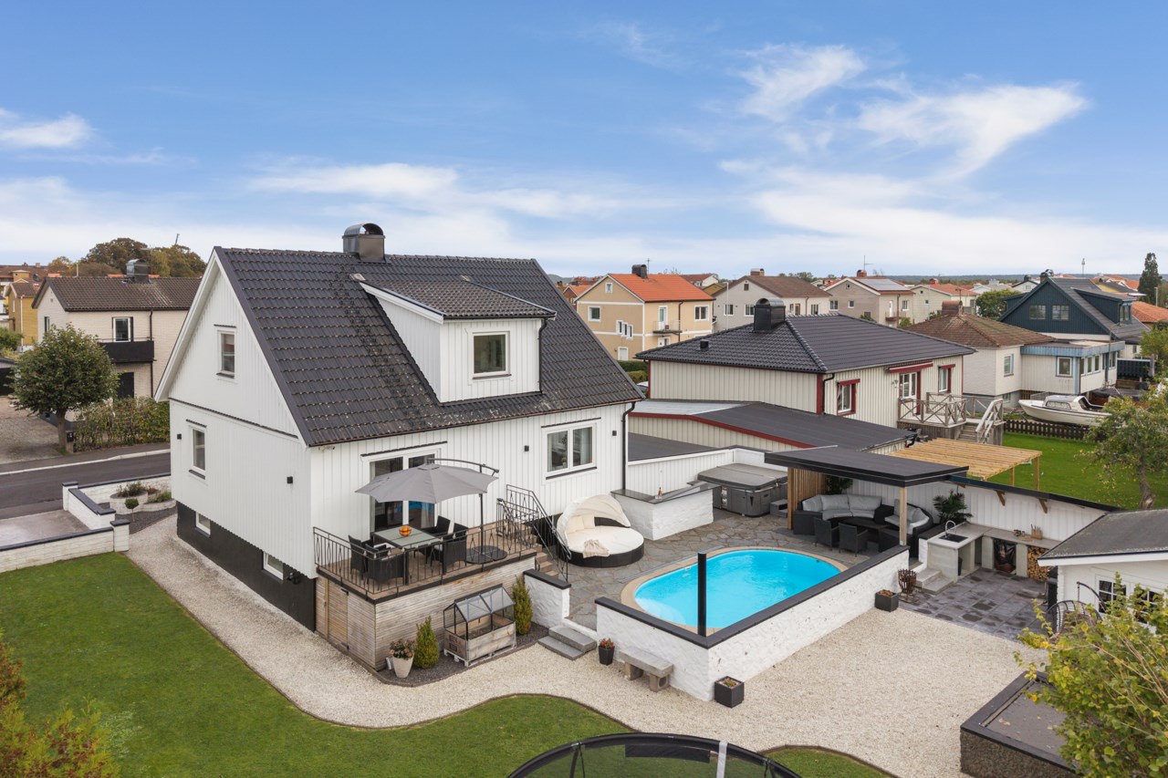 House, 7 rooms, 130 m² in Lyckhem