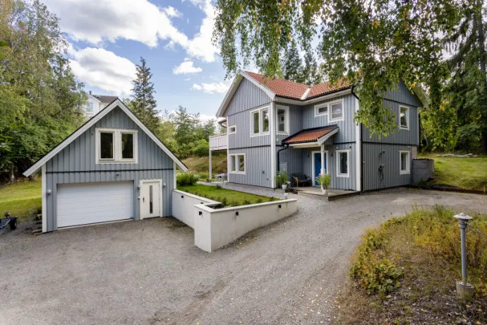 House, 8 rooms, 189 m² in Eriksvik