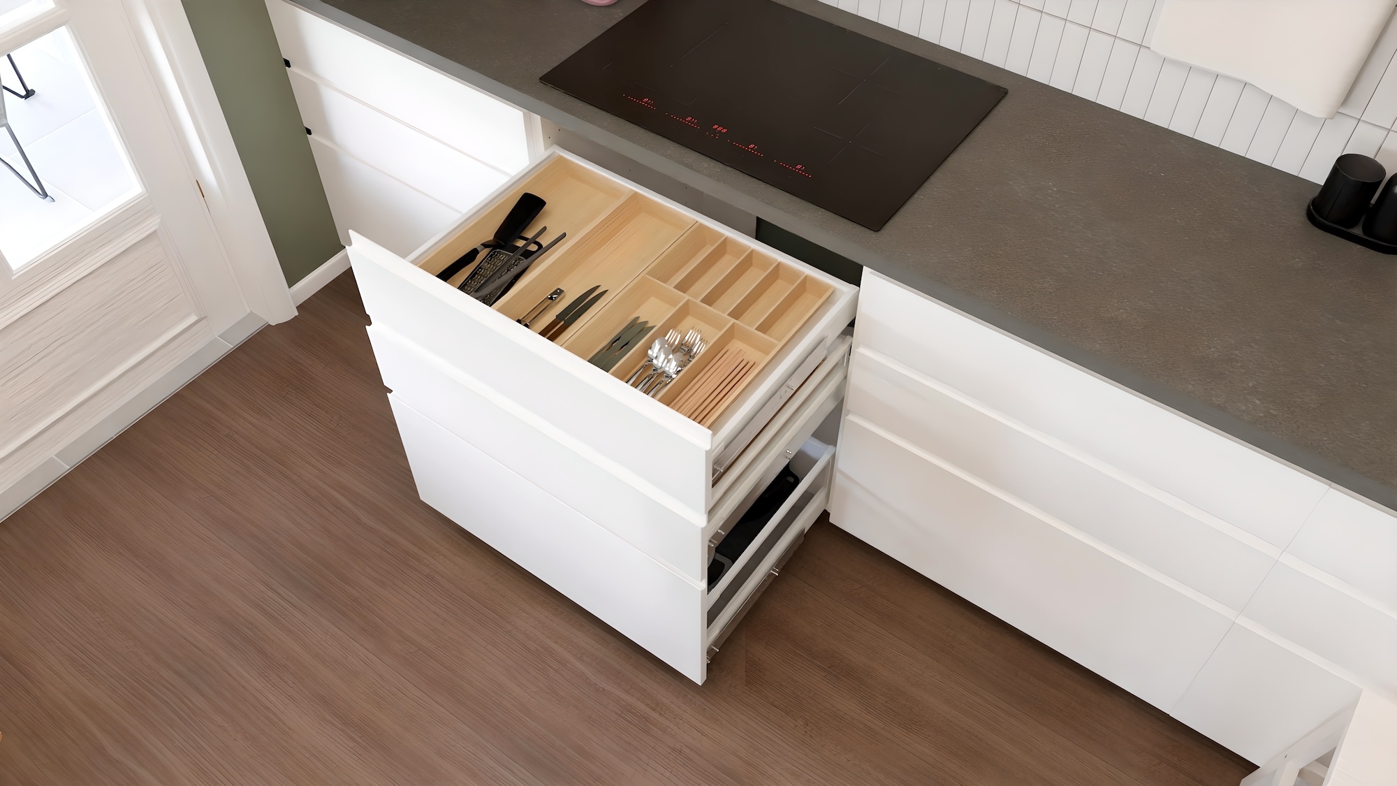 METOD kitchen with matta valkoinen fronts and tummanharmaa kivikuvio/laminaatti worktop, including appliances, showing kitchen from 3 different angles with examples of how to utilise kitchen storage.