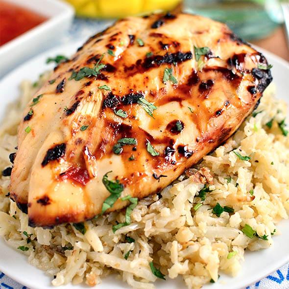 Grilled chicken with rice or chips