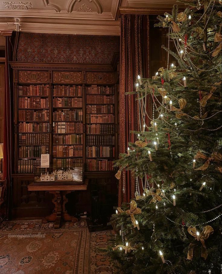 HeritageXplore Club Founding Members' Christmas Carols Evening