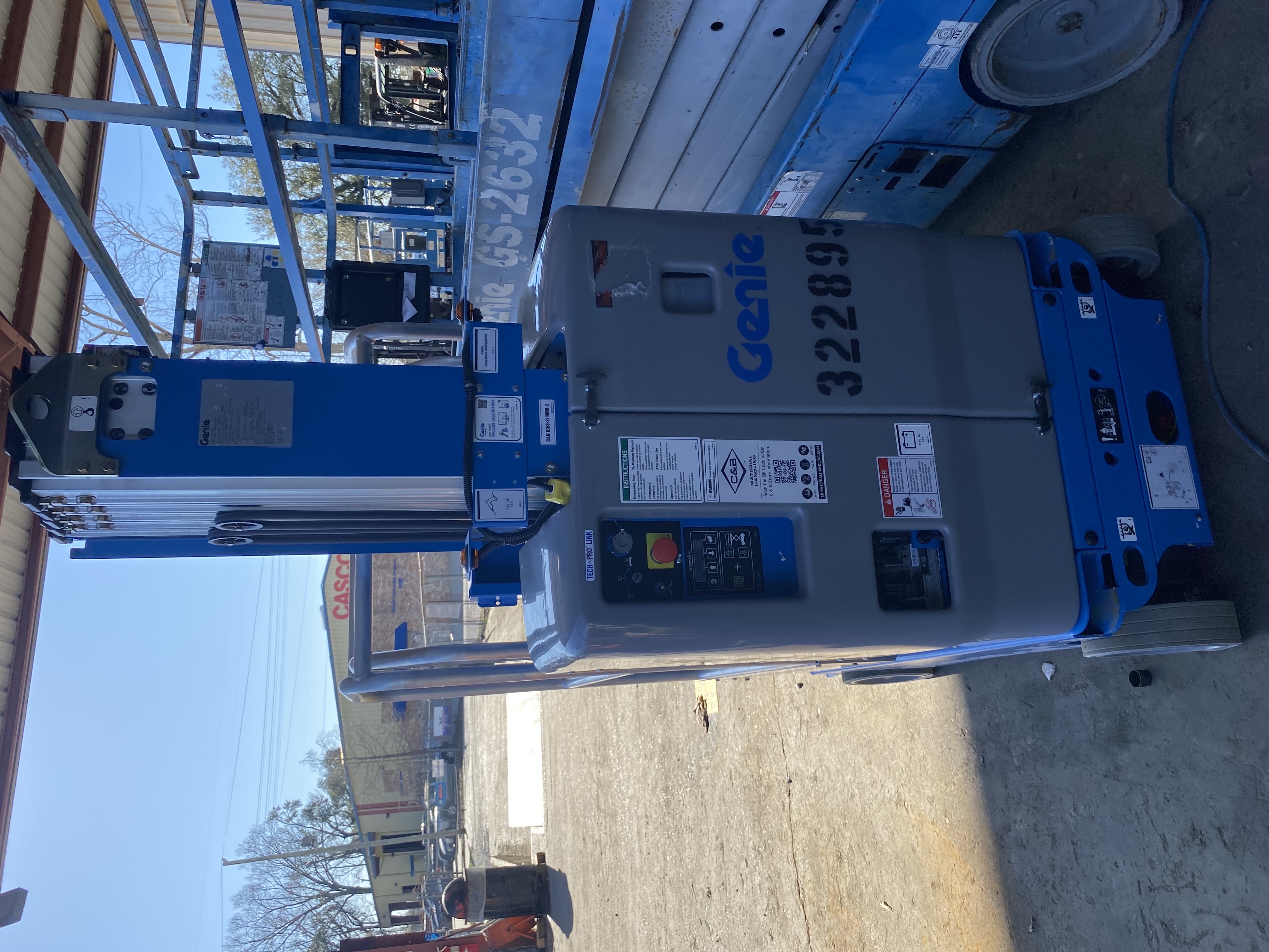Primary display photo for 2022 GENIE GR-20 Scissor Lift