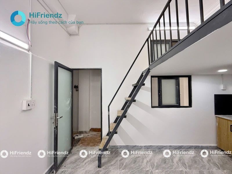 Duplex · 102 5