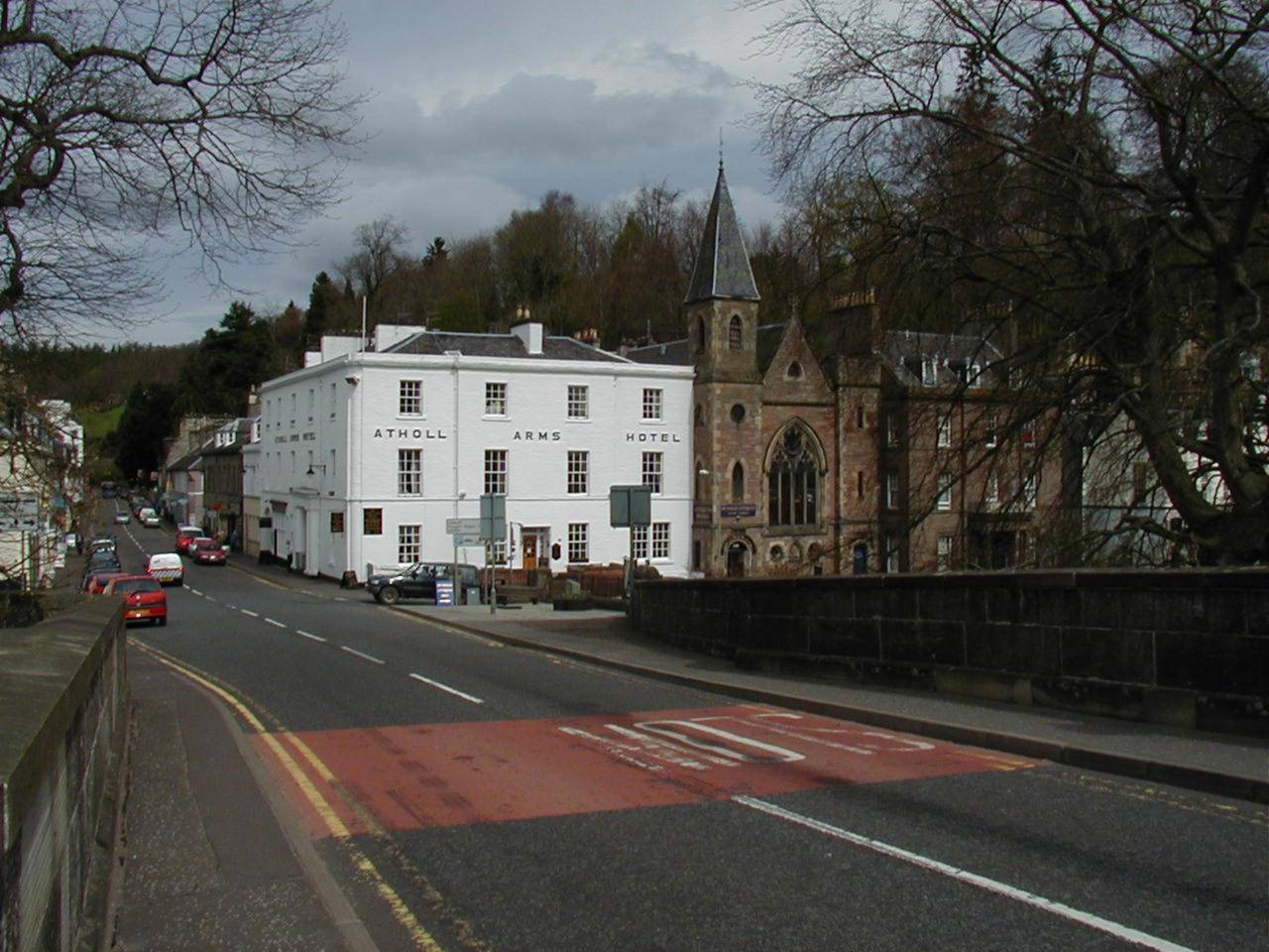 Atholl Arms Hotel