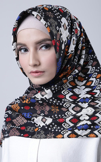 Hijab Motif Lestari Scarf Black-132927