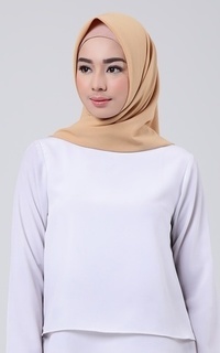 Hijab Polos Amelia EarHeart Scarf