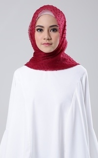 Hijab Motif Camelia Ruby Scarf Maroon-188337