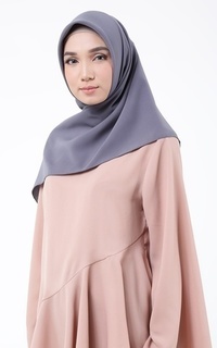 Hijab Motif Luna Square Hijab