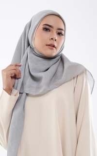 Hijab Motif Nami Voal
