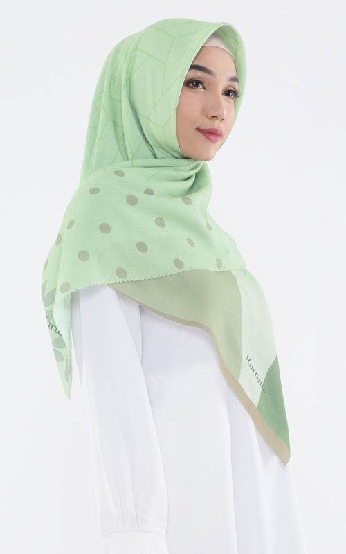 Hijab Motif - Segi 4 Adenium - Green