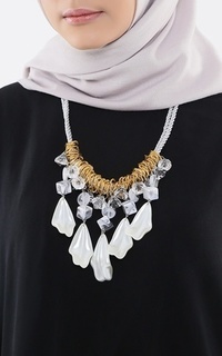 Perhiasan Bria Necklace Silver