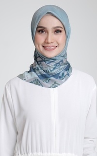 Hijab Motif Ayse Pale Blue Scarf