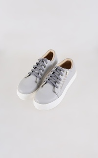 Sepatu Moela Shoes Light Grey