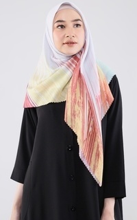 Hijab Motif Trihed Scarf