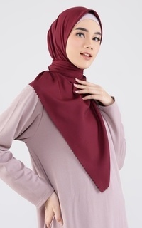 Hijab Polos Satin Premium S.15