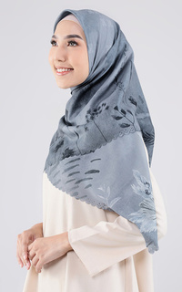 Hijab Motif Dried Flower Stone