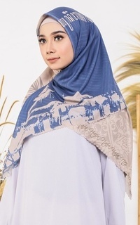 Hijab Motif Clemira Scarf