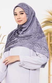 Hijab Motif Nadhiraa Scarf